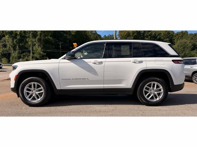 2023 Jeep Grand Cherokee Laredo