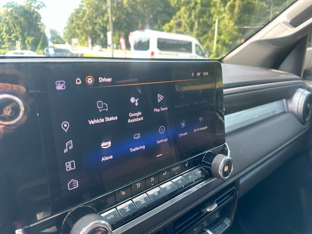2024 Chevrolet Colorado LT