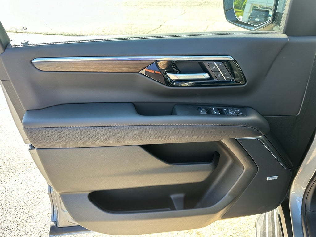 2026 Chevrolet Tahoe High Country - Photo 14