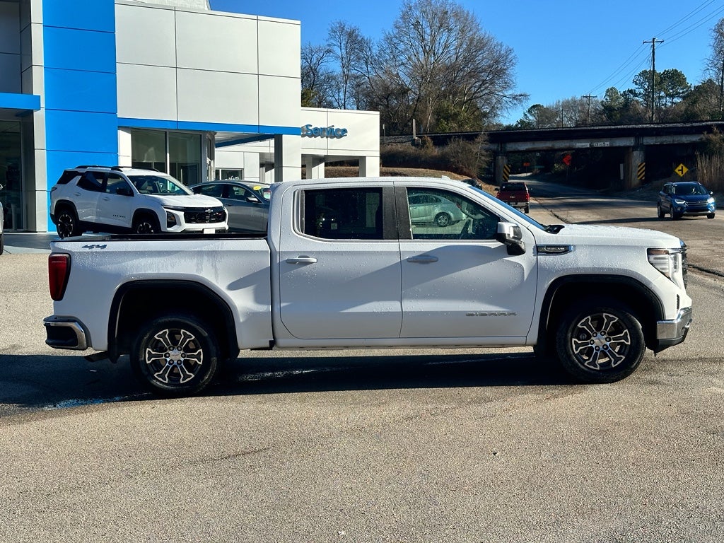2025 GMC Sierra 1500 SLT