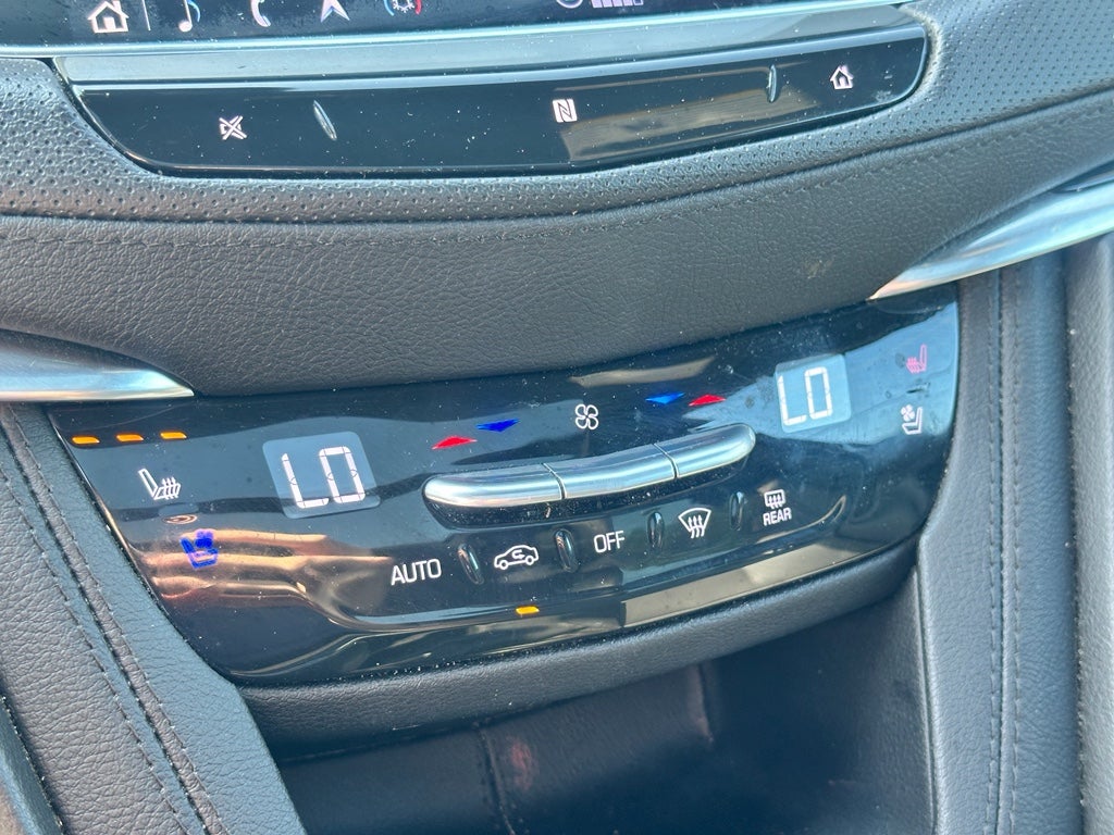 2021 Cadillac XT5 FWD Premium Luxury