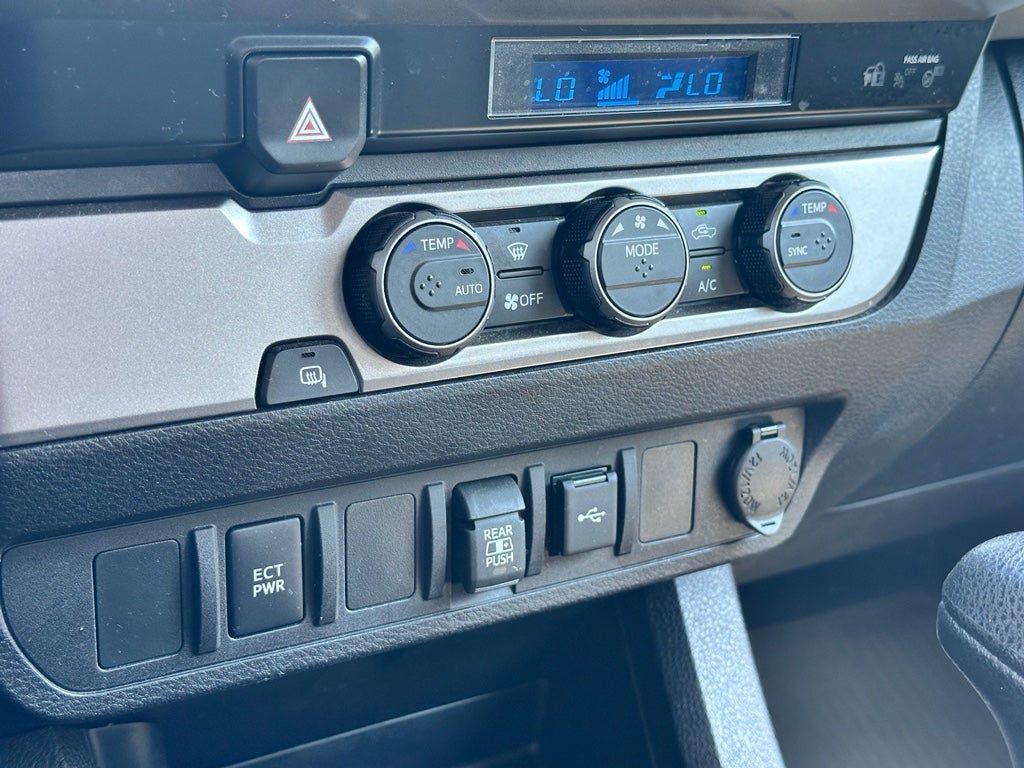 2022 Toyota Tacoma 2WD SR5