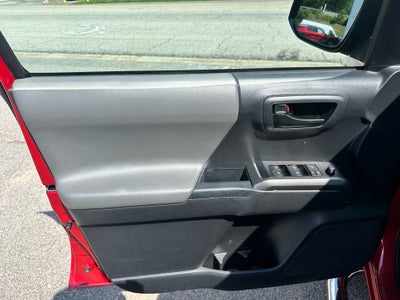 2022 Toyota Tacoma 2WD SR5