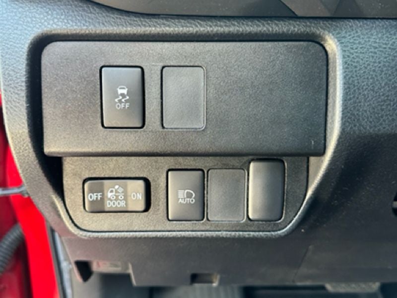 2022 Toyota Tacoma 2WD SR5