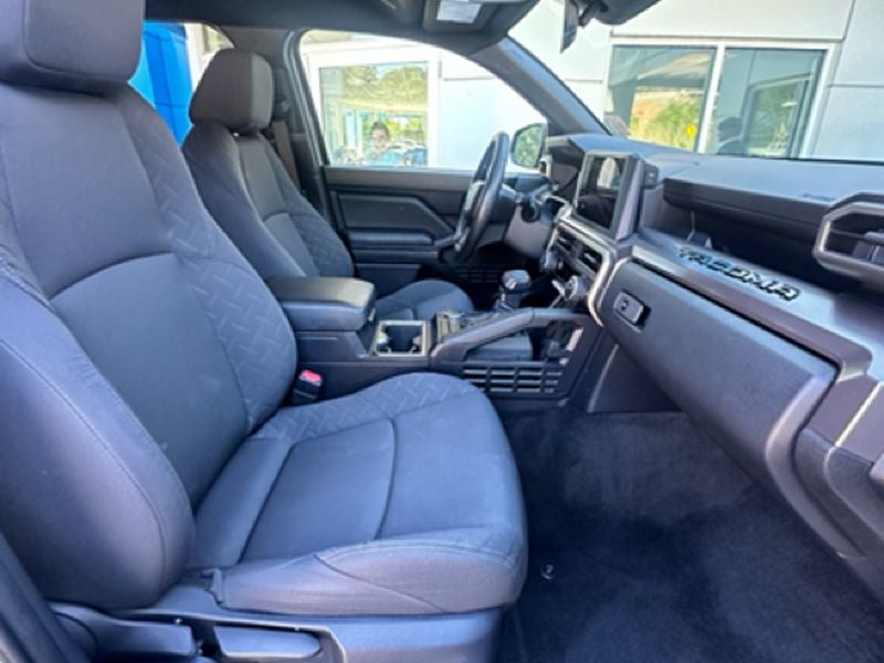 2024 Toyota Tacoma 2WD SR5