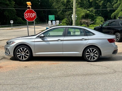 2025 Volkswagen Jetta SE
