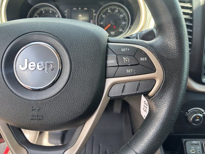 2015 Jeep Cherokee Sport