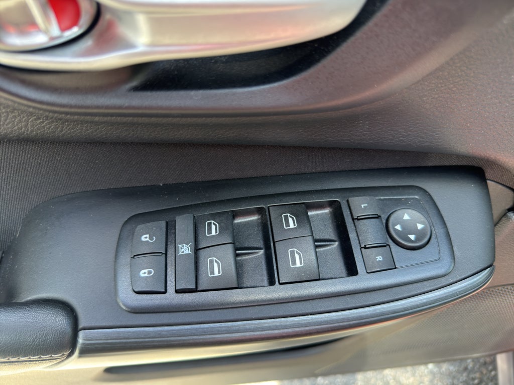 2015 Jeep Cherokee Sport