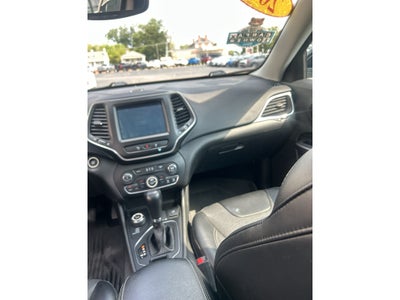 2022 Jeep Cherokee Latitude Lux