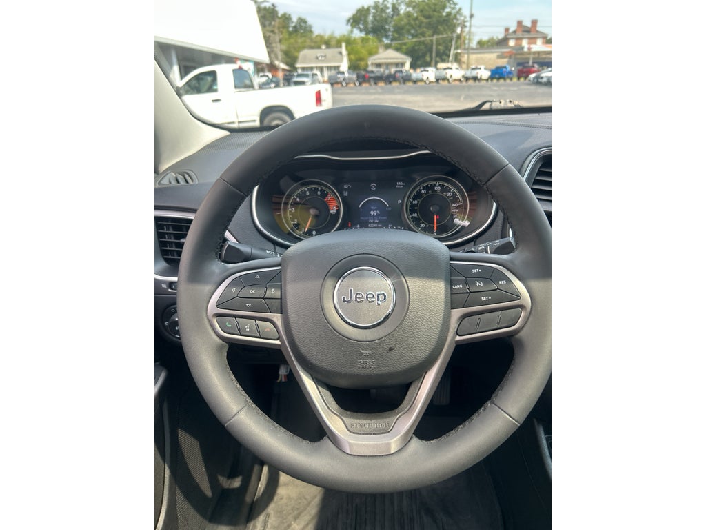 2022 Jeep Cherokee Latitude Lux