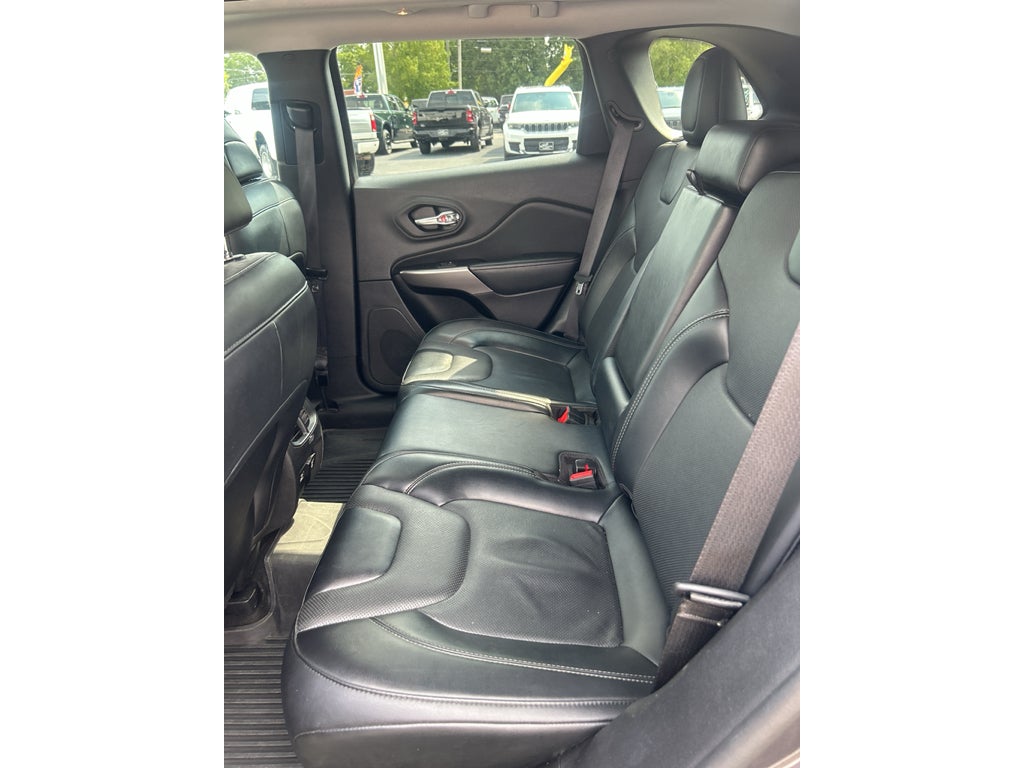 2022 Jeep Cherokee Latitude Lux