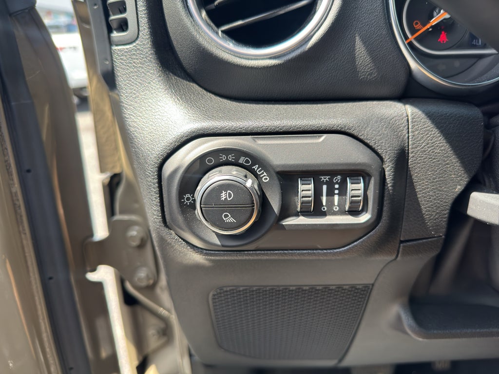 2020 Jeep Gladiator Overland