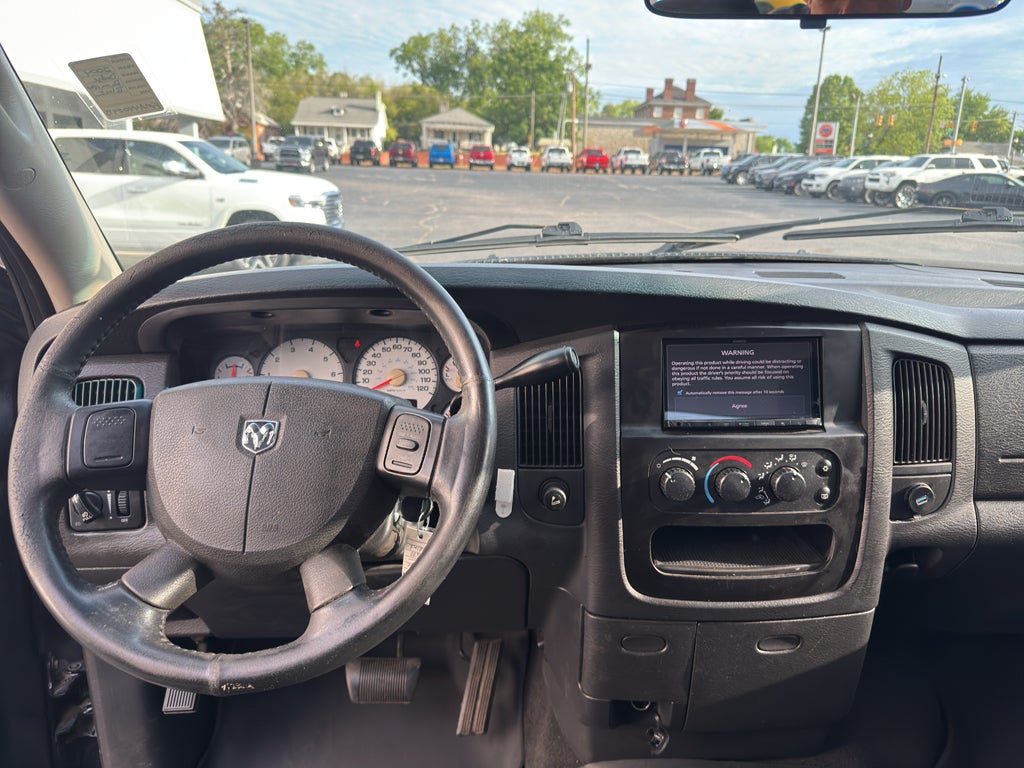 2004 Dodge Ram Pickup SLT