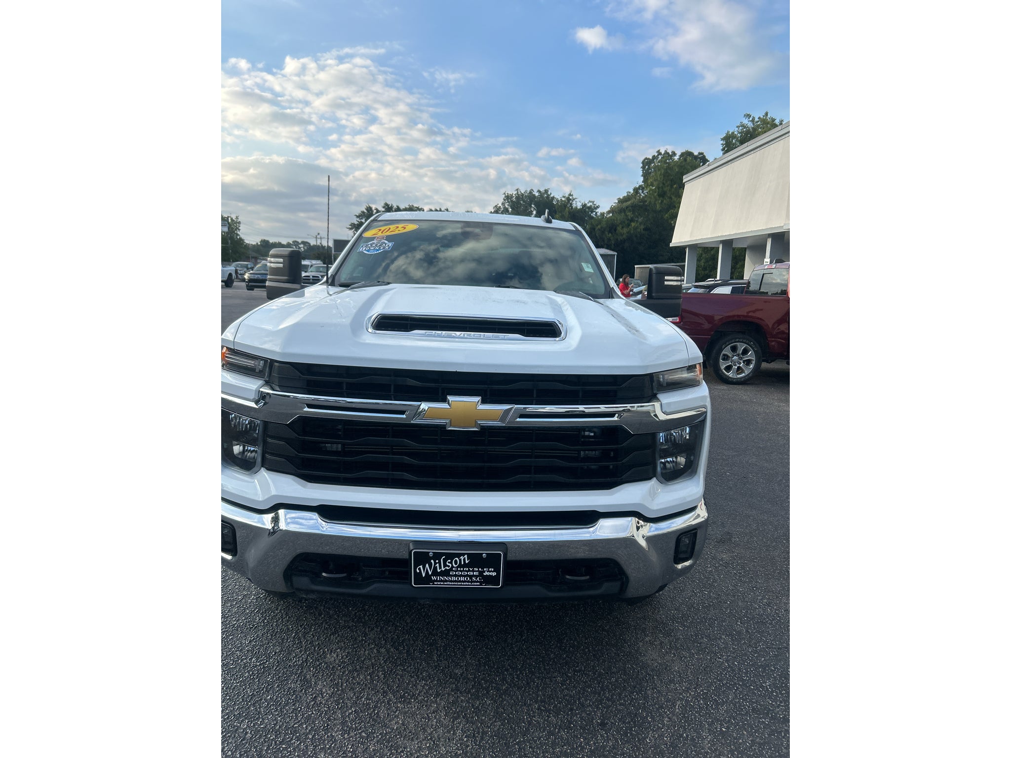 2025 Chevrolet Silverado LT