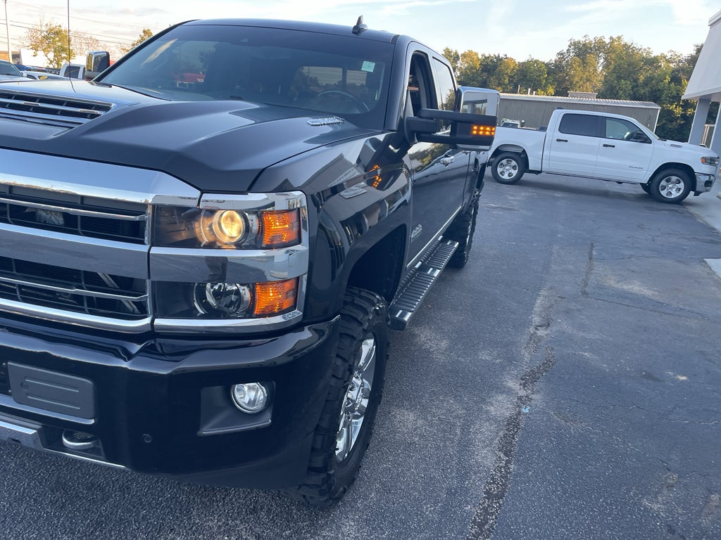 2018 Chevrolet Silverado High Country