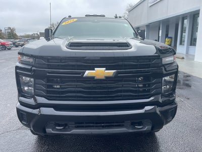 2024 Chevrolet Silverado Custom