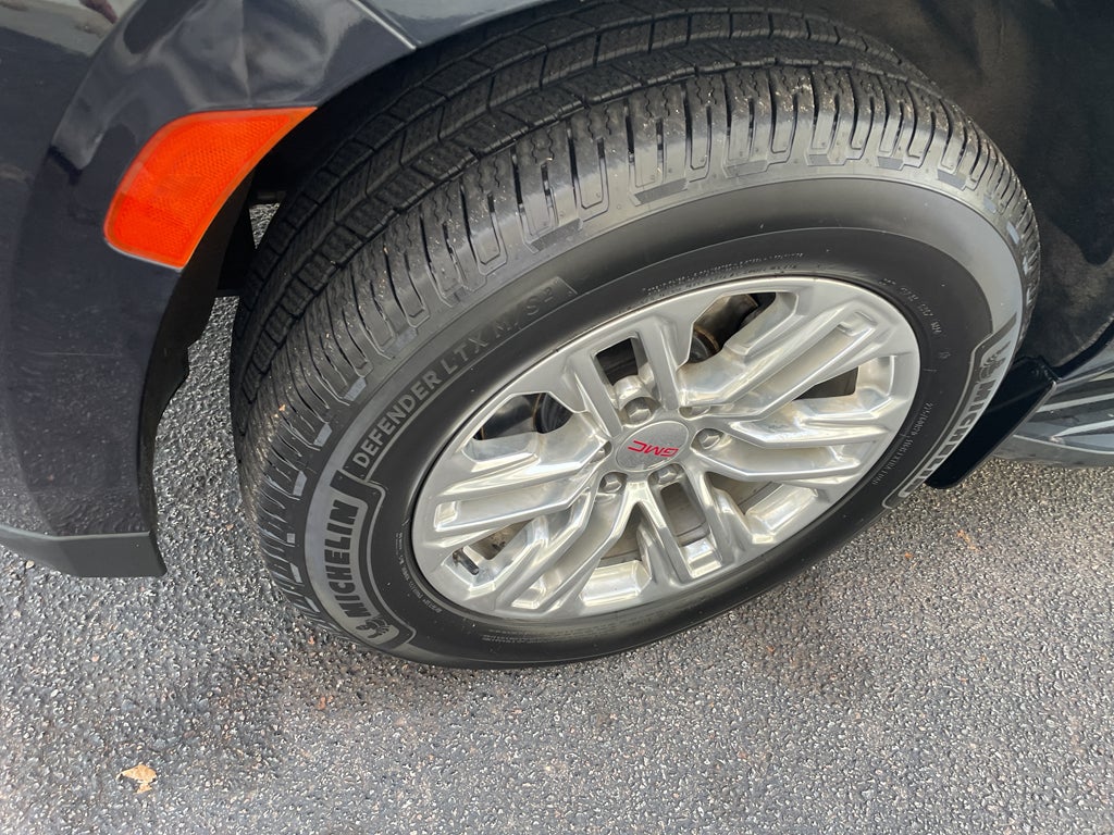 2021 GMC Yukon XL SLT