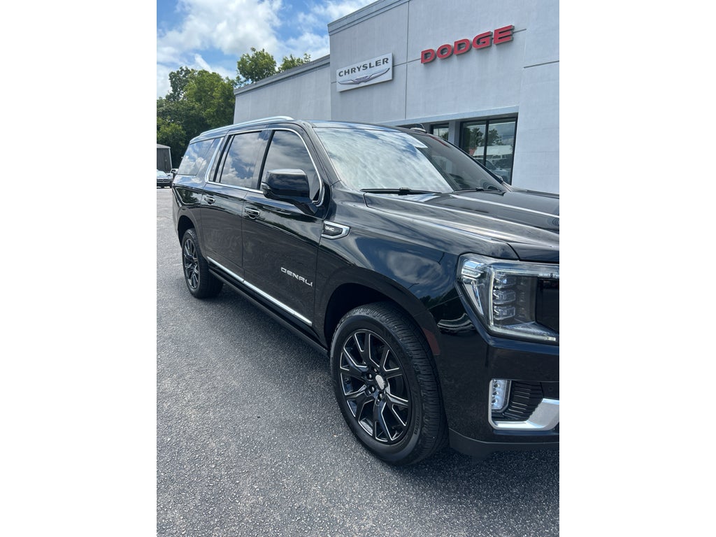 2023 GMC Yukon XL Denali