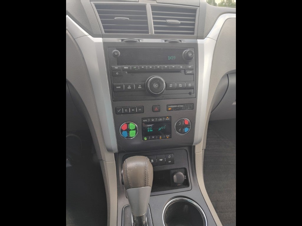 2011 Chevrolet Traverse LT w/2LT