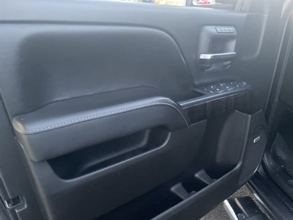 2016 GMC Sierra Denali