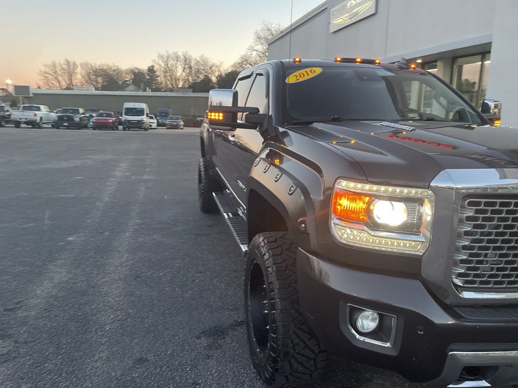2016 GMC Sierra Denali