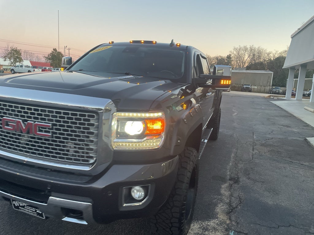 2016 GMC Sierra Denali