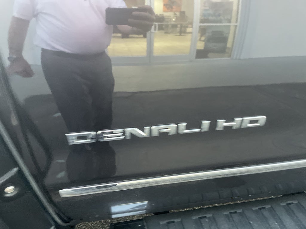 2016 GMC Sierra Denali