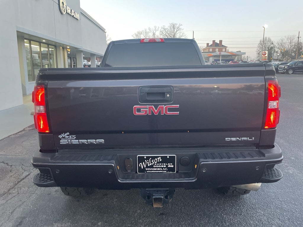 2016 GMC Sierra Denali