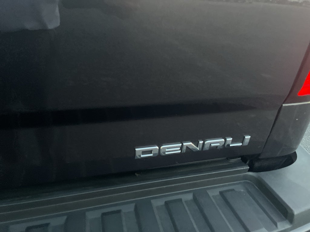 2016 GMC Sierra Denali