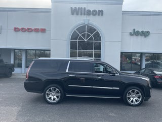 2018 Cadillac Escalade ESV Luxury