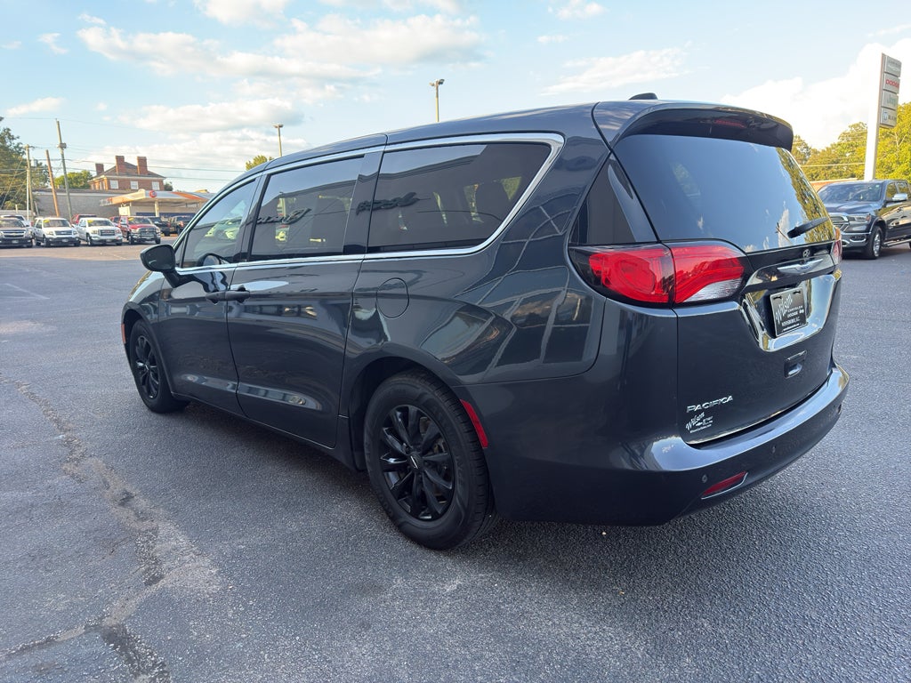 2019 Chrysler Pacifica L