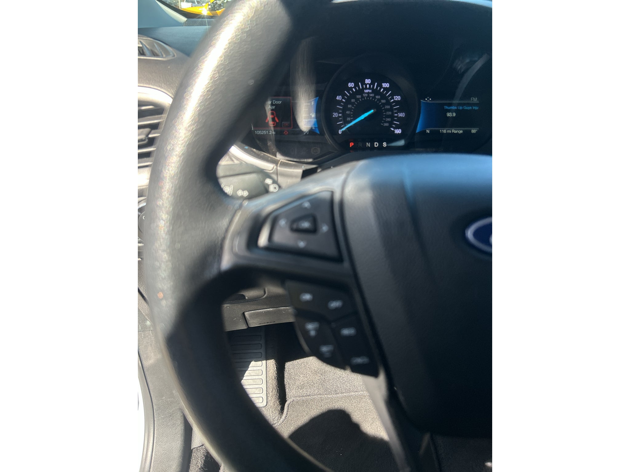 2021 Ford Edge SE