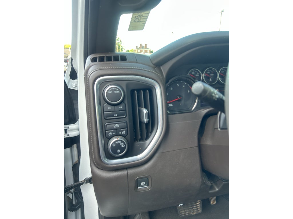 2022 Chevrolet Silverado LT