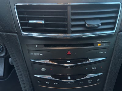 2019 Lincoln MKT Reserve