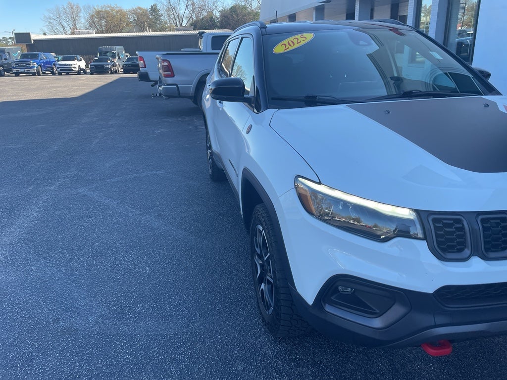 2025 Jeep Compass Trailhawk