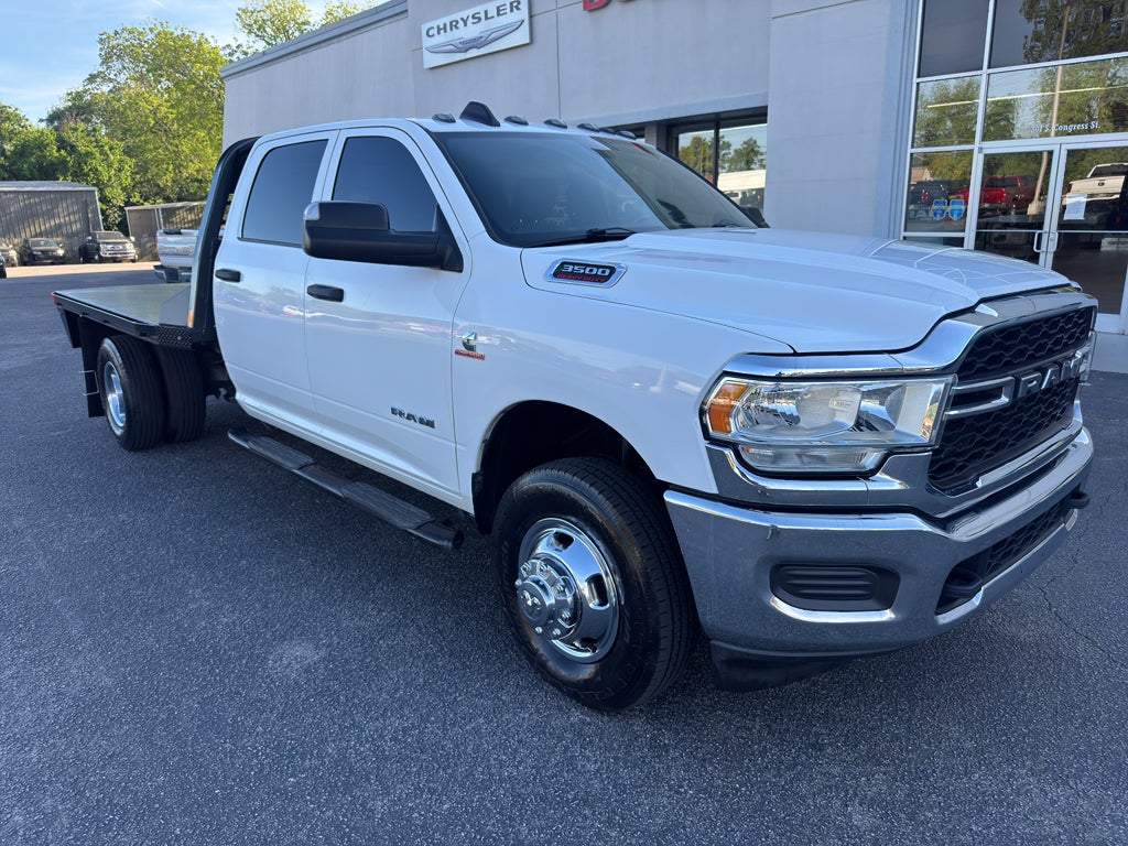 2022 RAM 3500 Chassis Tradesman