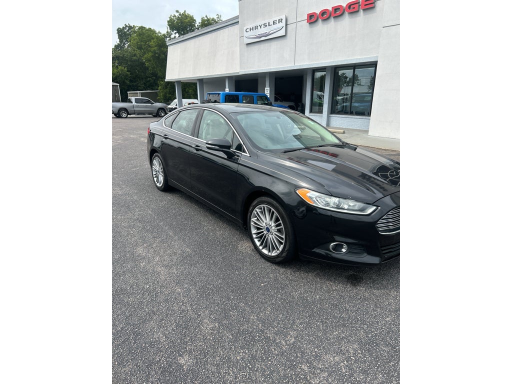 2014 Ford Fusion SE