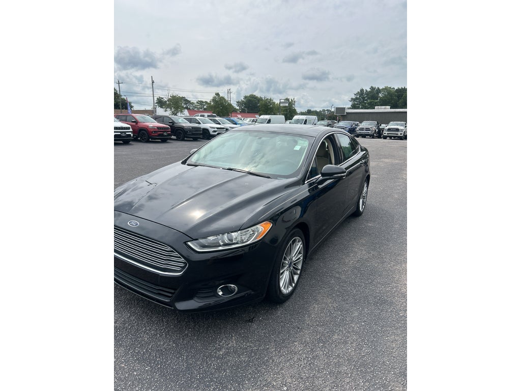 2014 Ford Fusion SE
