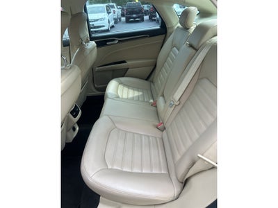 2014 Ford Fusion SE