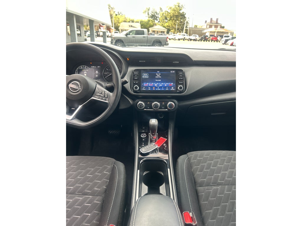 2023 Nissan Kicks SV