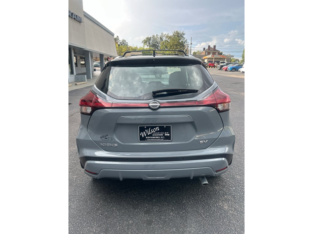 2023 Nissan Kicks SV