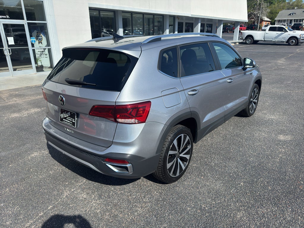 2024 Volkswagen Taos SE