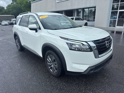 2024 Nissan Pathfinder SV