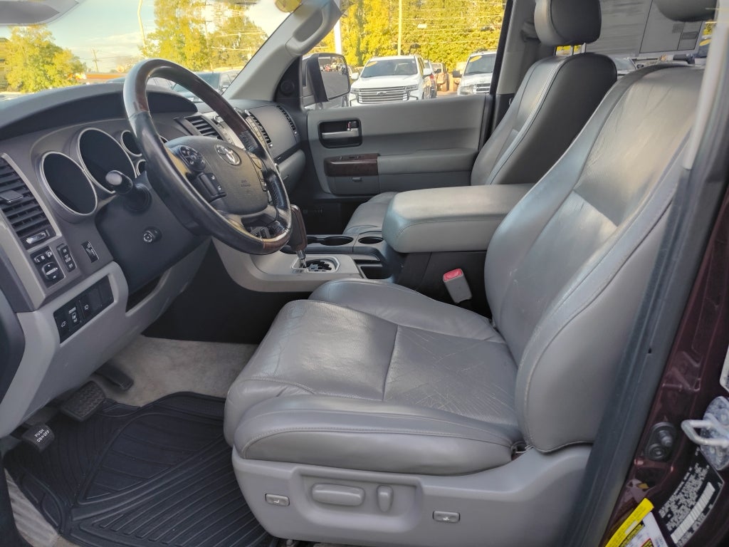 2010 Toyota Sequoia Platinum
