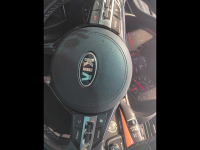 2017 Kia Cadenza Premium