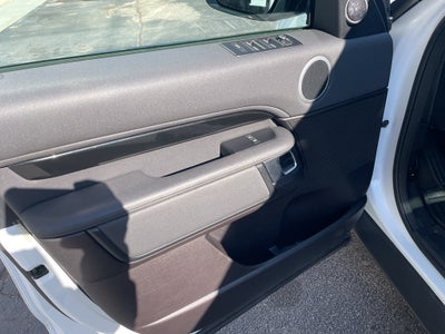 2017 Land Rover Discovery SE