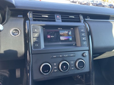 2017 Land Rover Discovery SE