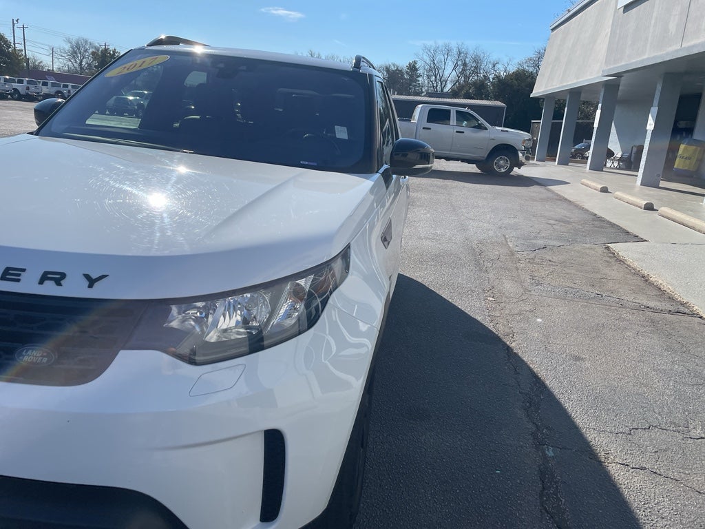 2017 Land Rover Discovery SE